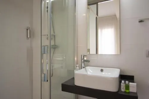 *** Bed & Breakfast Lemar By Aspasios Barcelona Spain